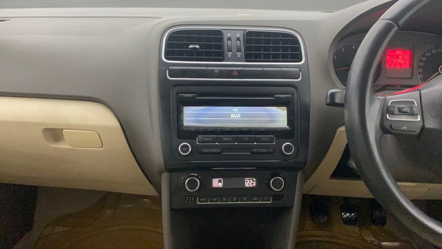 Second-hand 2012 Volkswagen Vento Petrol Highline for sale in Pune-5