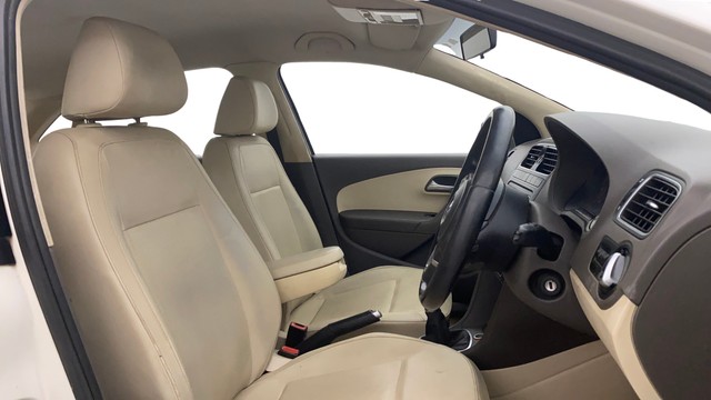 Second-hand 2012 Volkswagen Vento Petrol Highline for sale in Pune-25