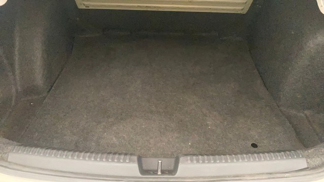 Second-hand 2012 Volkswagen Vento Petrol Highline for sale in Pune-20