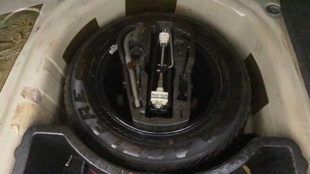 Second-hand 2012 Volkswagen Vento Petrol Highline for sale in Pune-30