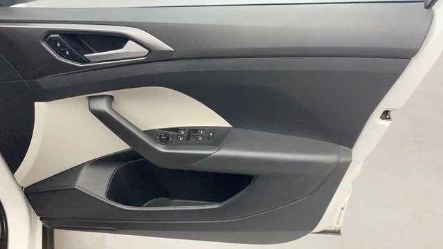 Second-hand 2021 Volkswagen Taigun 1.0 TSI Topline BSVI for sale in Kochi-17