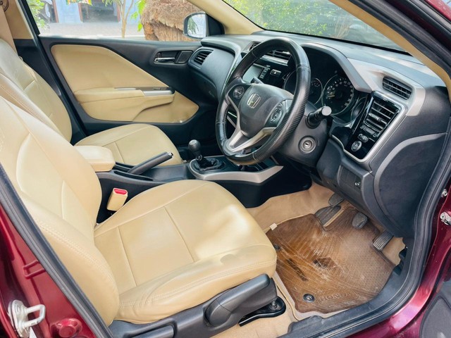 Second-hand 2017 Honda City i VTEC V for sale in Meerut-3