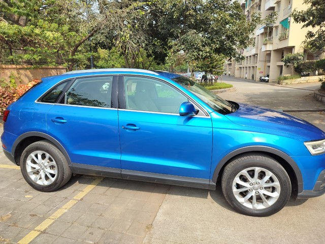Second-hand 2018 Audi Q3 30 TFSI Premium FWD for sale in Pimpri chinchwad-1
