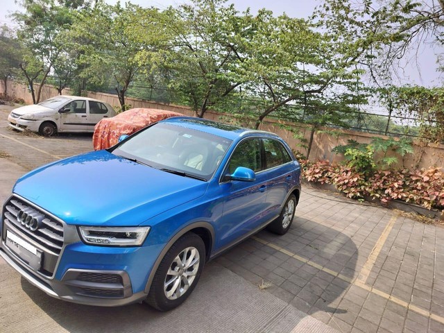 Second-hand 2018 Audi Q3 30 TFSI Premium FWD for sale in Pimpri chinchwad-4