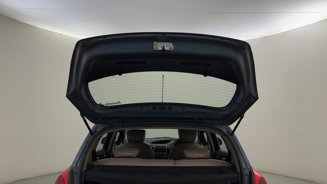 Second-hand 2013 Hyundai i20 Sportz 1.4 CRDi for sale in Mysore-34