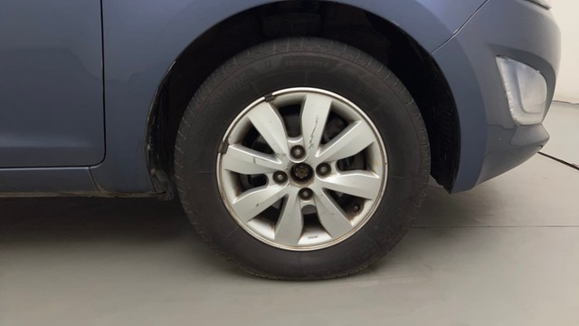 Second-hand 2013 Hyundai i20 Sportz 1.4 CRDi for sale in Mysore-17