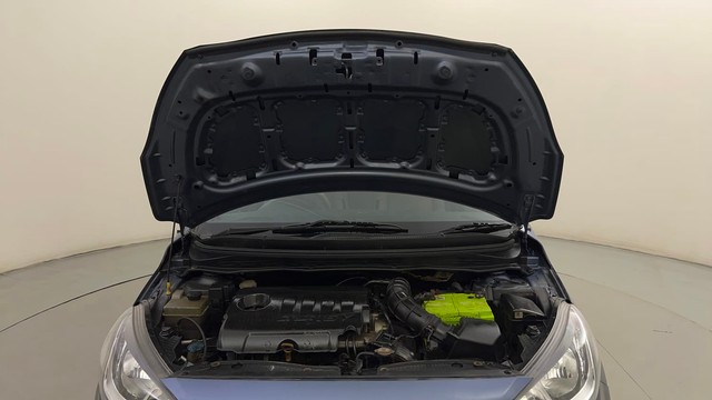 Second-hand 2013 Hyundai i20 Sportz 1.4 CRDi for sale in Mysore-8