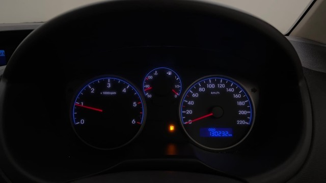 Second-hand 2013 Hyundai i20 Sportz 1.4 CRDi for sale in Mysore-13