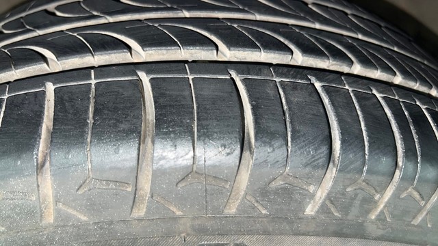 Second-hand 2013 Hyundai i20 Sportz 1.4 CRDi for sale in Mysore-39