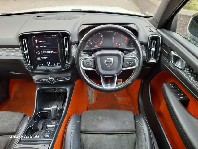 Second-hand 2018 Volvo XC40 D4 R-Design for sale in New Delhi-9