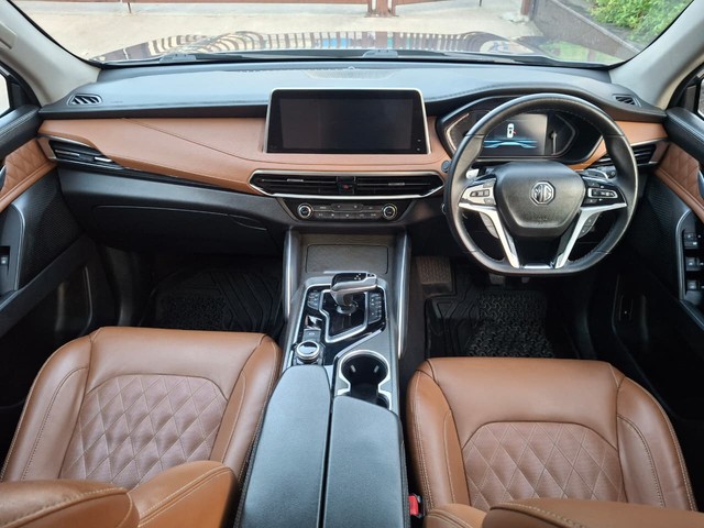 Second-hand 2021 MG Gloster Sharp 6-Str for sale in New Delhi-5