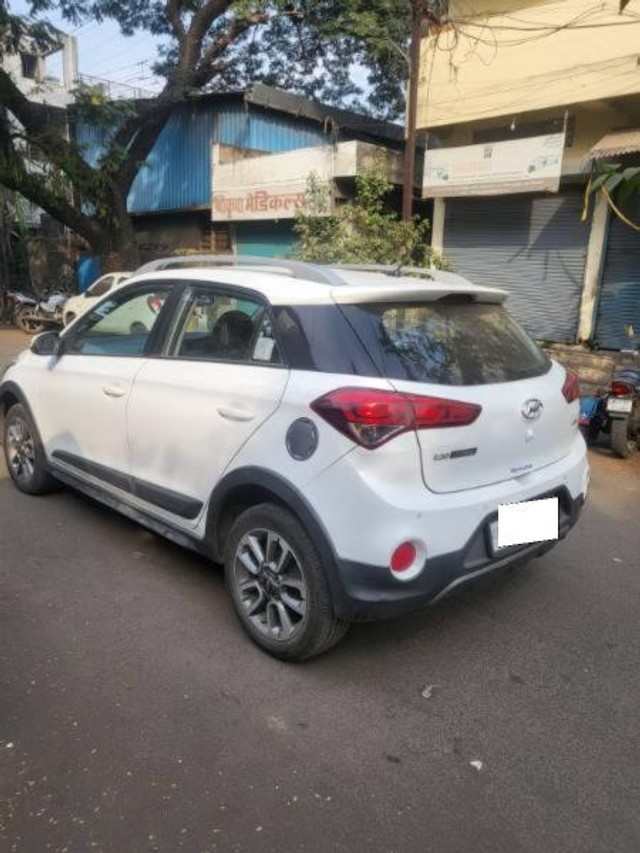 Second-hand 2016 Hyundai i20 Active 1.4 S for sale in Ichalkaranji-5
