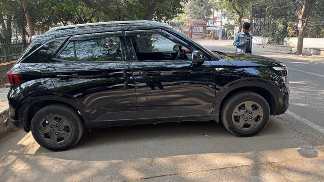 Second-hand 2024 Hyundai Venue S 2023-2025 for sale in New Delhi
