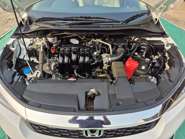 Second-hand 2023 Honda City ZX CVT for sale in Mumbai-4