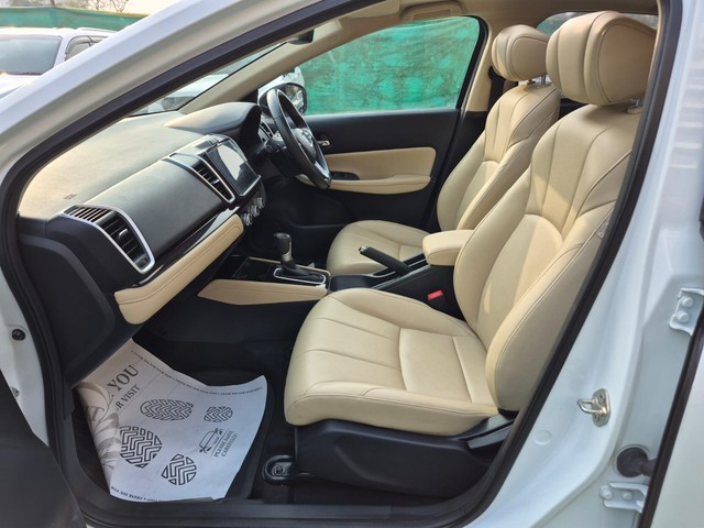 Second-hand 2023 Honda City ZX CVT for sale in Mumbai-12