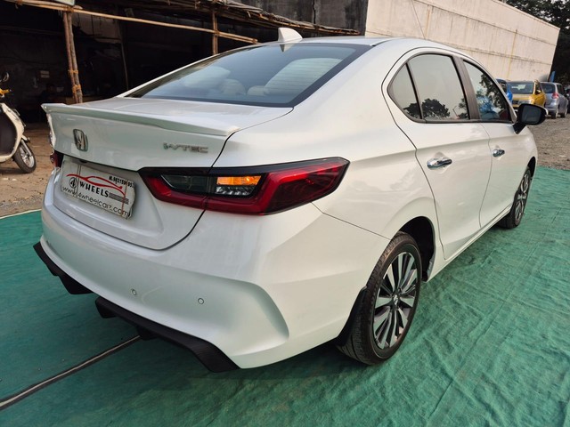 Second-hand 2023 Honda City ZX CVT for sale in Mumbai-10