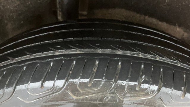 Second-hand 2021 Ford Ecosport 1.5 Petrol Titanium for sale in Noida-30