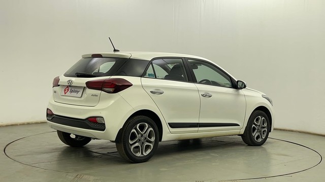 Second-hand 2019 Hyundai i20 1.2 Asta Option for sale in Kolkata-3