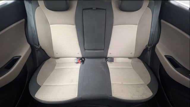 Second-hand 2019 Hyundai i20 1.2 Asta Option for sale in Kolkata-36