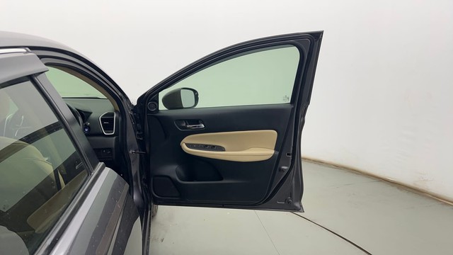 Second-hand 2021 Honda City ZX MT for sale in Kolkata-16