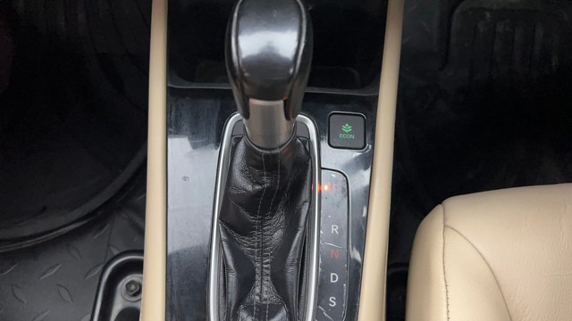 Second-hand 2021 Honda City ZX MT for sale in Kolkata-12