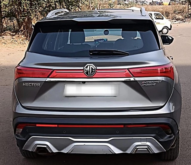 Second-hand 2019 MG Hector Sharp DCT for sale in Satara-7