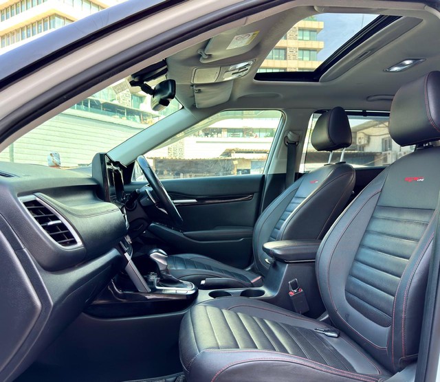 Second-hand 2021 Kia Seltos GTX Plus Diesel AT for sale in Surat-8