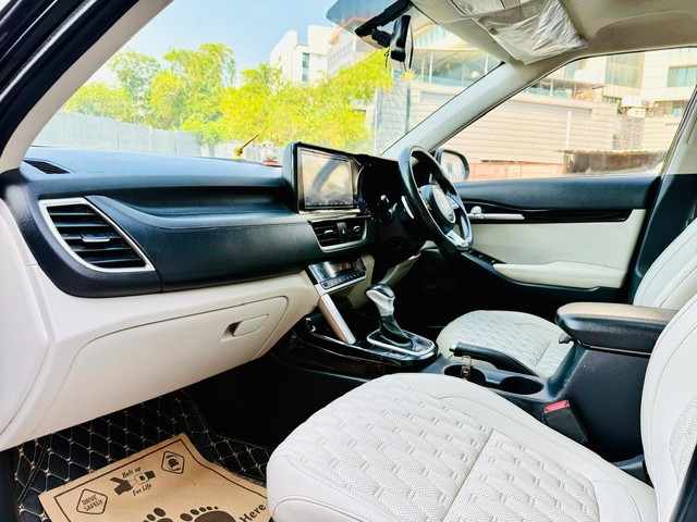 Second-hand 2023 Kia Seltos HTX IVT for sale in Surat-9