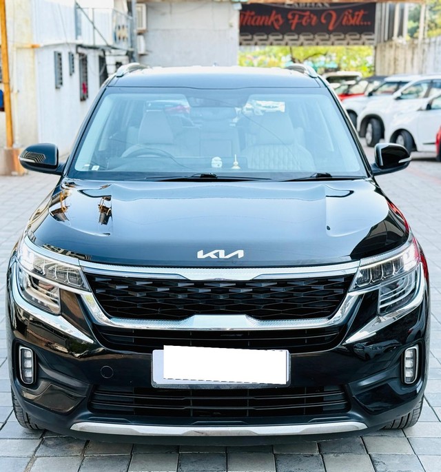 Second-hand 2023 Kia Seltos HTX IVT for sale in Surat-2