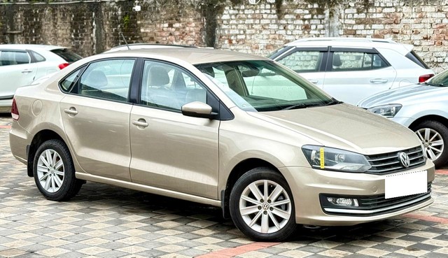 Second-hand 2017 Volkswagen Vento 1.5 TDI Highline for sale in Surat-3
