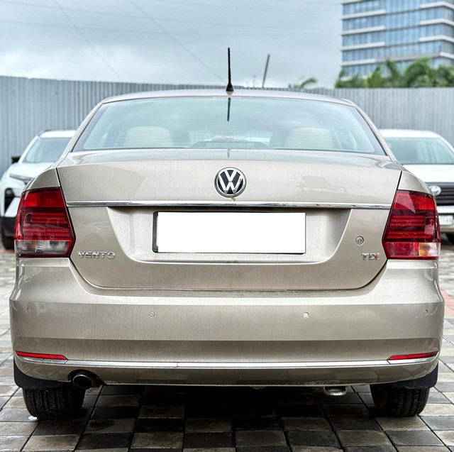 Second-hand 2017 Volkswagen Vento 1.5 TDI Highline for sale in Surat-1