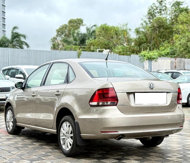 Second-hand 2017 Volkswagen Vento 1.5 TDI Highline for sale in Surat-6
