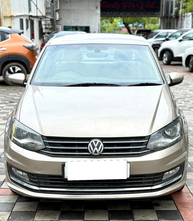 Second-hand 2017 Volkswagen Vento 1.5 TDI Highline for sale in Surat-0