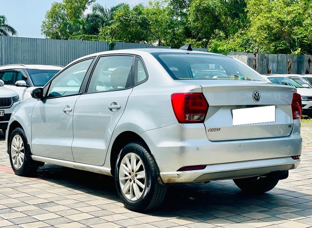 Second-hand 2017 Volkswagen Ameo 1.5 TDI Highline for sale in Surat-5