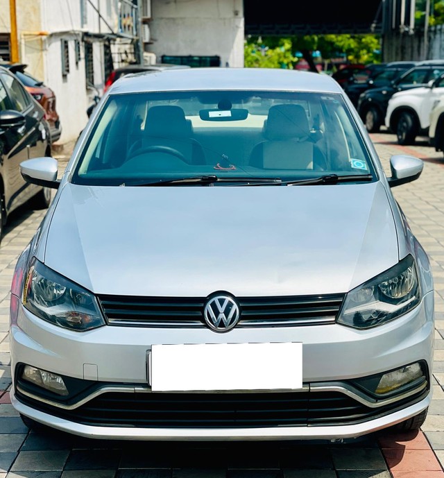 Second-hand 2017 Volkswagen Ameo 1.5 TDI Highline for sale in Surat-2
