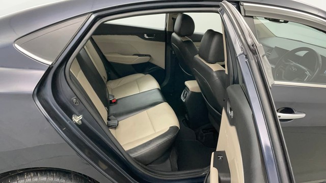 Second-hand 2021 Hyundai Verna SX Opt AT Diesel for sale in Jaipur-34