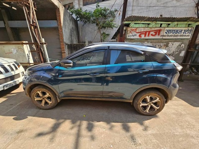Second-hand 2023 Tata Nexon EV XZ Plus for sale in Gondia-1