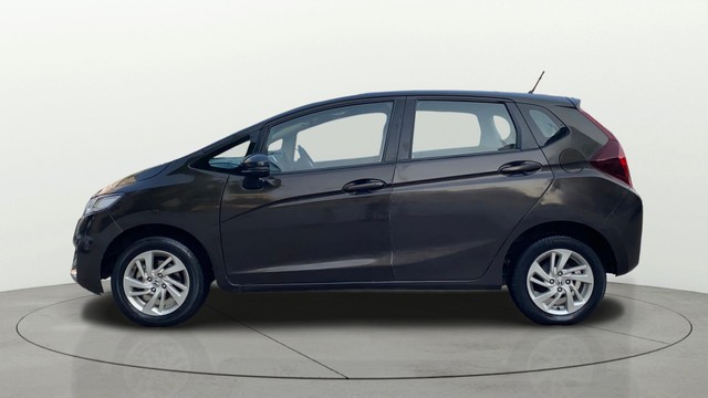 Second-hand 2017 Honda Jazz 1.2 V AT i VTEC for sale in Patna-5