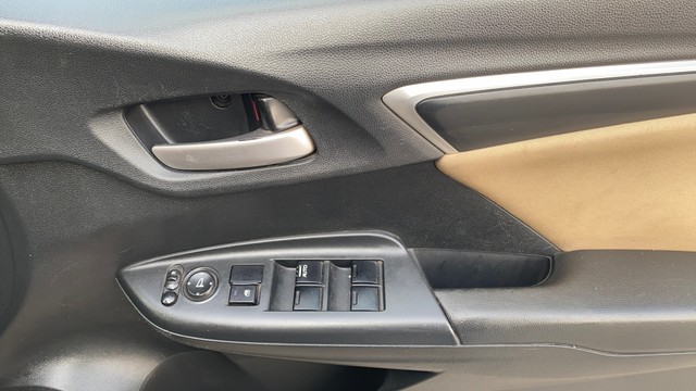 Second-hand 2017 Honda Jazz 1.2 V AT i VTEC for sale in Patna-17