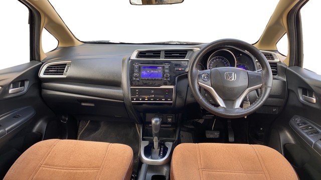 Second-hand 2017 Honda Jazz 1.2 V AT i VTEC for sale in Patna-10