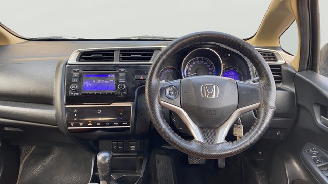 Second-hand 2017 Honda Jazz 1.2 V AT i VTEC for sale in Patna-22
