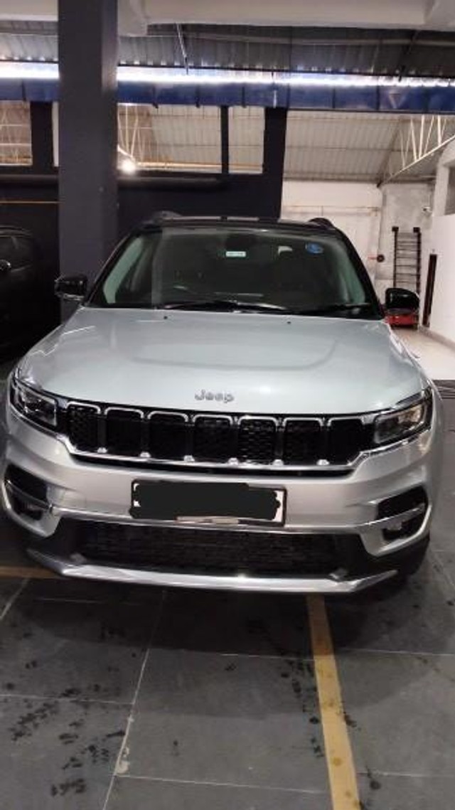 Second-hand 2023 Jeep Meridian Limited Opt 4x2 AT for sale in Ranchi