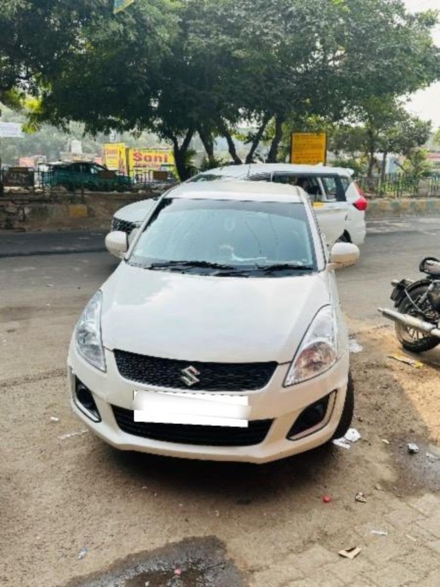 Second-hand 2017 Maruti Swift LXI Optional-O for sale in Ghaziabad-8