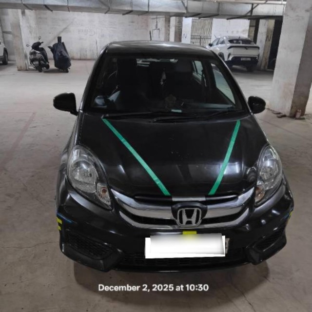 Second-hand 2017 Honda Amaze S Option CVT i-VTEC for sale in Noida-0