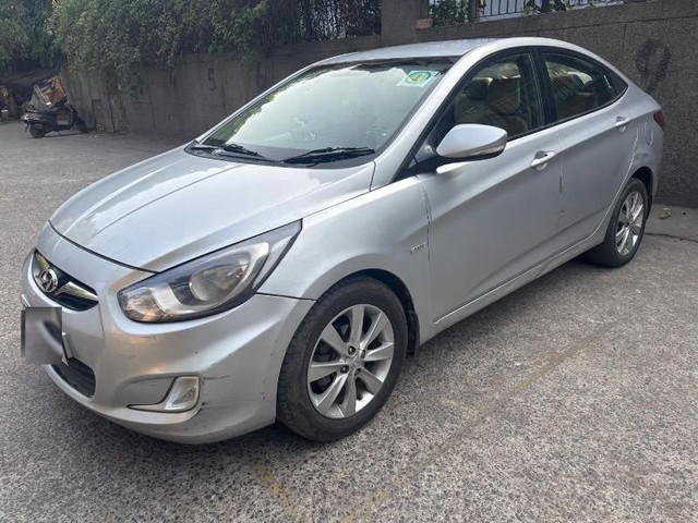 Second-hand 2011 Hyundai Verna 1.6 SX VTVT for sale in New Delhi-4