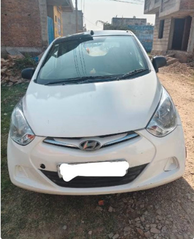 Second-hand 2017 Hyundai EON Era Plus for sale in Kota-2