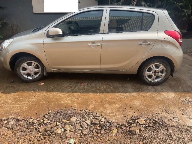 Second-hand 2012 Hyundai i20 1.2 Asta for sale in Pune-3