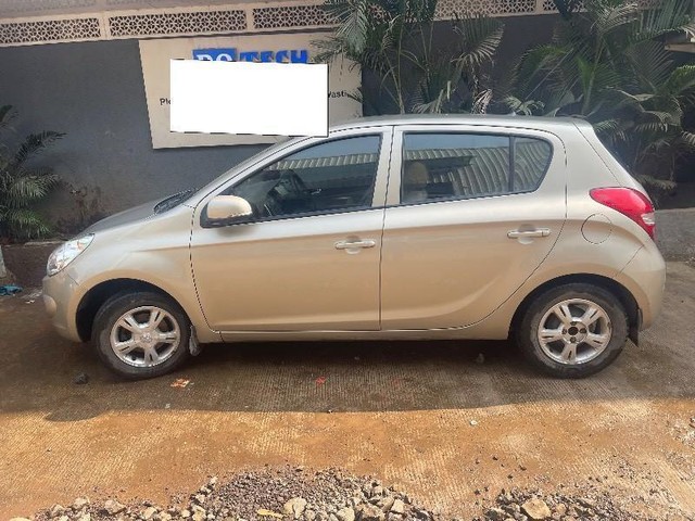 Second-hand 2012 Hyundai i20 1.2 Asta for sale in Pune-5