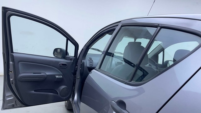 Second-hand 2012 Maruti Suzuki Ritz LXi for sale in Hyderabad-24