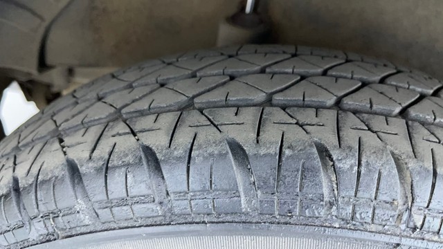 Second-hand 2012 Maruti Suzuki Ritz LXi for sale in Hyderabad-31